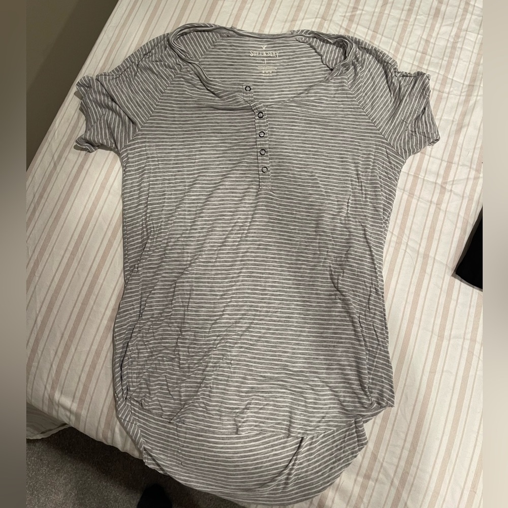 American Eagle t-shirt